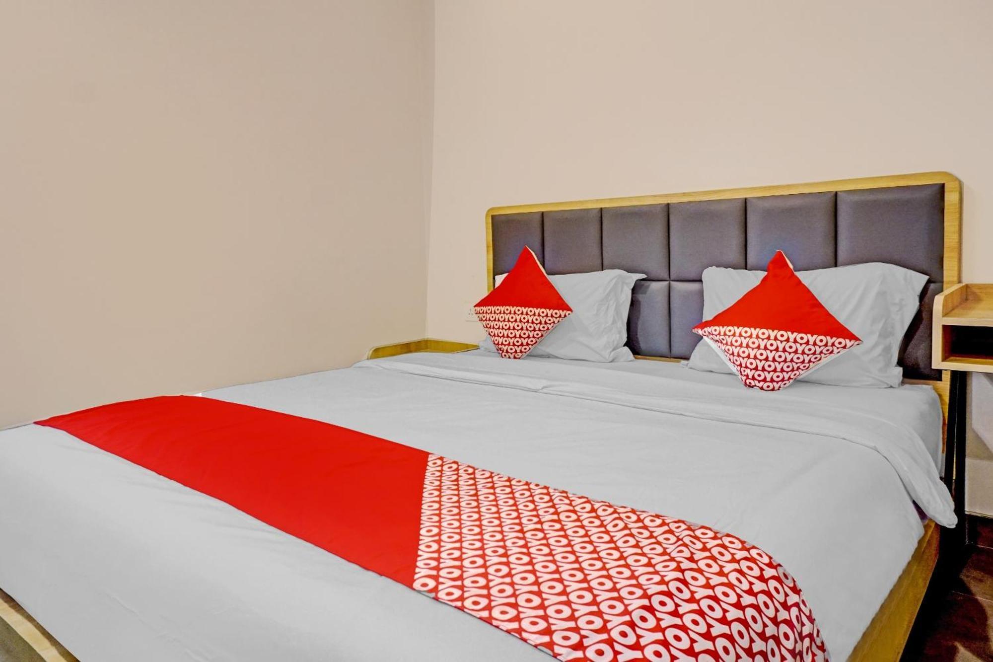 OYO 90635 Tango Juliet Residence Jakarta Bagian luar foto