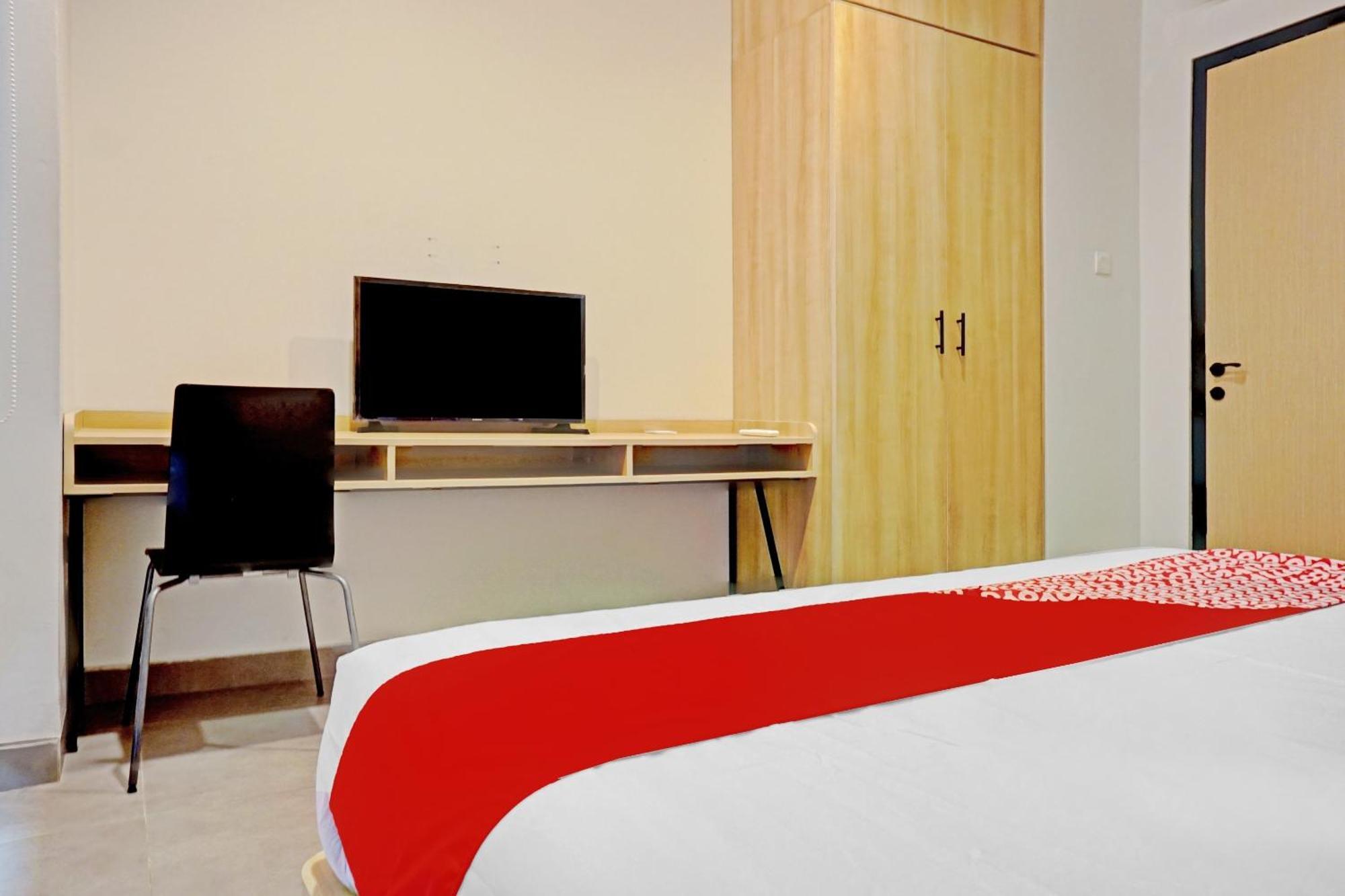 OYO 90635 Tango Juliet Residence Jakarta Bagian luar foto